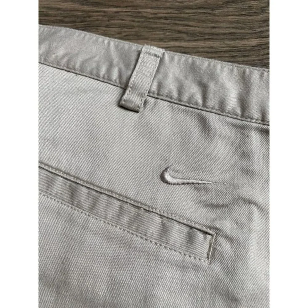 EUC Mens Nike Golf Pleated Front Khaki‎ Shorts Size 40
